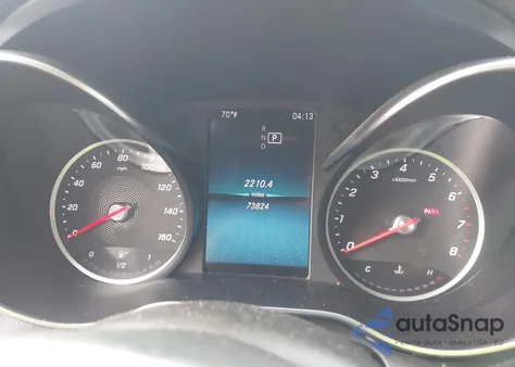 2019 Mercedes-Benz C 300 z USA, uszkodzony, nr VIN 55SWF8DB1KU309644